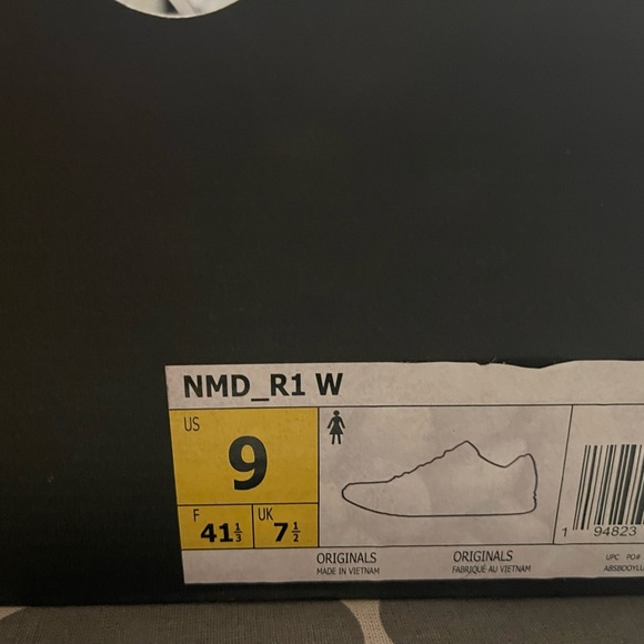 Adidas WMNS NMD_R1 'WHITE SILVER METALLIC Size 9 - Picture 10 of 16